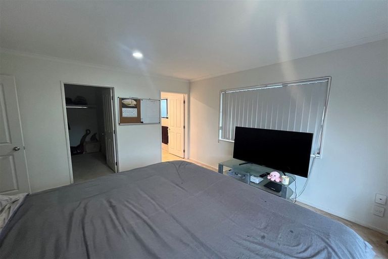 Photo of property in 90c Metcalfe Road, Ranui, Auckland, 0612