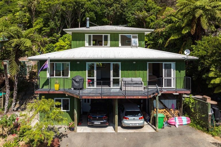 Photo of property in 69 Moenui Road, Havelock, Picton, 7281