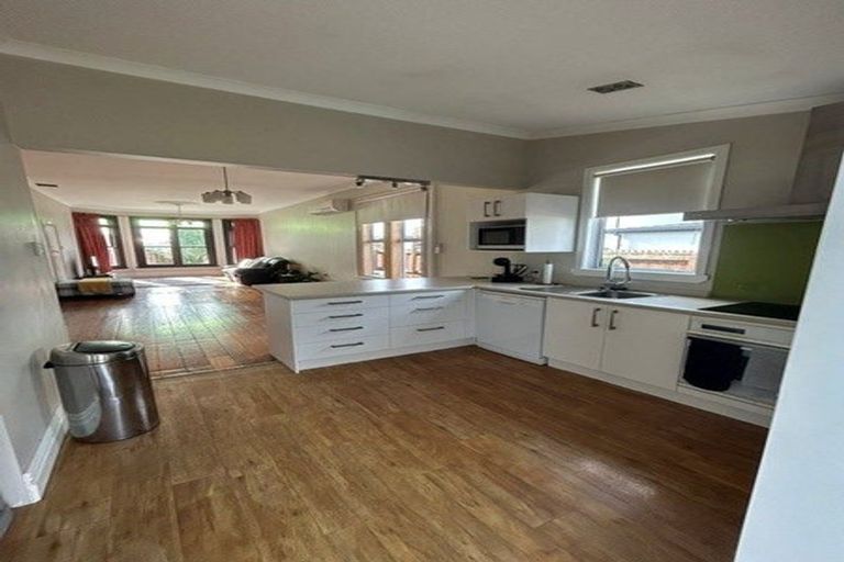 Photo of property in 3/238 Edgeware Road, Edgeware, Christchurch, 8013