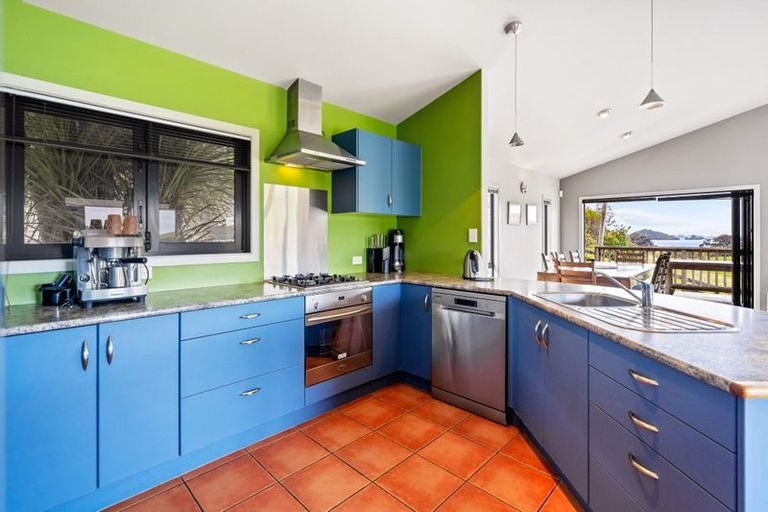 Photo of property in 168 Rockell Road, Whananaki, Hikurangi, 0181