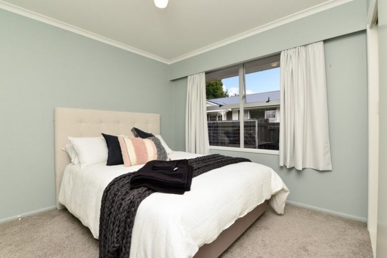 Photo of property in 24 Ranfurly Avenue, Fairfield, Hamilton, 3214