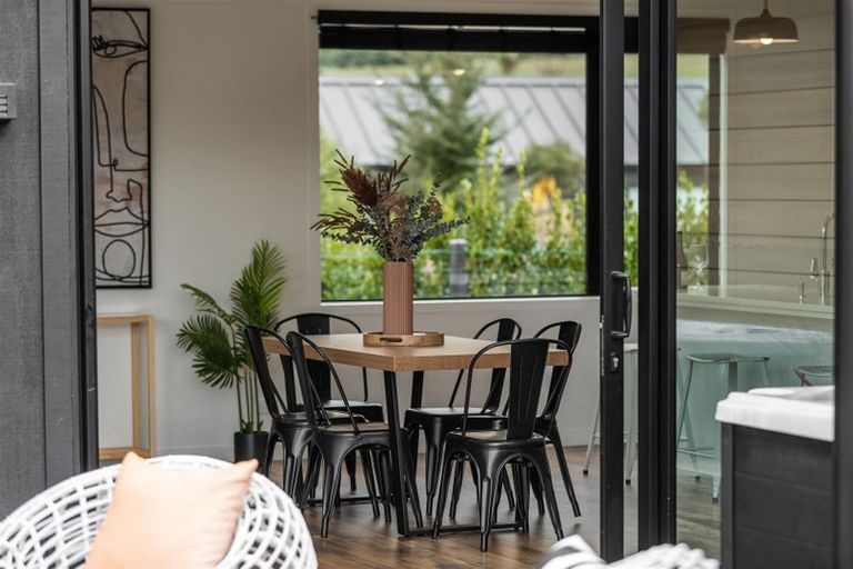 Photo of property in 20 Jacks Point Rise, Jacks Point, Queenstown, 9371