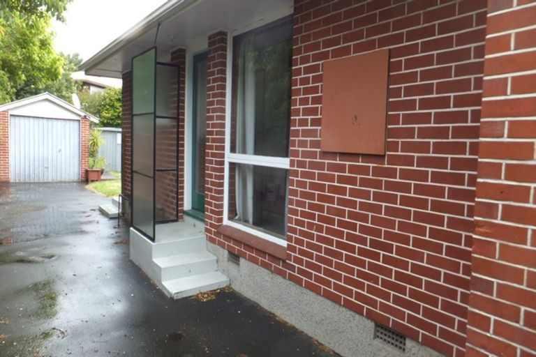 Photo of property in 1/65 Maidstone Road, Ilam, Christchurch, 8041