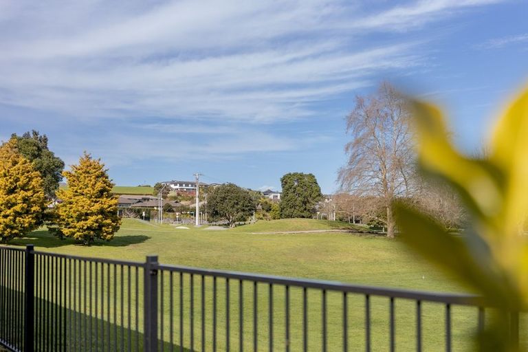 Photo of property in 30 Richardson Road, Omokoroa, 3114