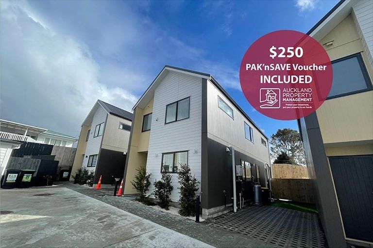 Photo of property in 12d Kelwyn Road, Kelston, Auckland, 0602