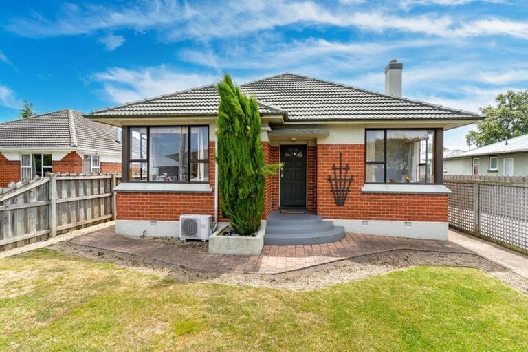 Photo of property in 82 Bush Road, Mosgiel, 9024