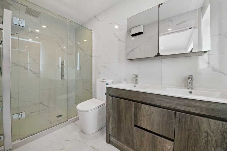 Photo of property in 408 Bucklands Beach Road, Bucklands Beach, Auckland, 2012