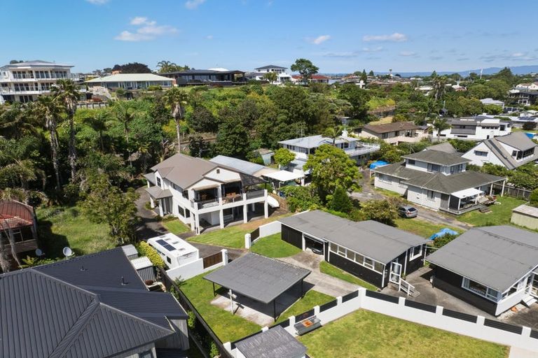 Photo of property in 13b Beach Road, Otumoetai, Tauranga, 3110