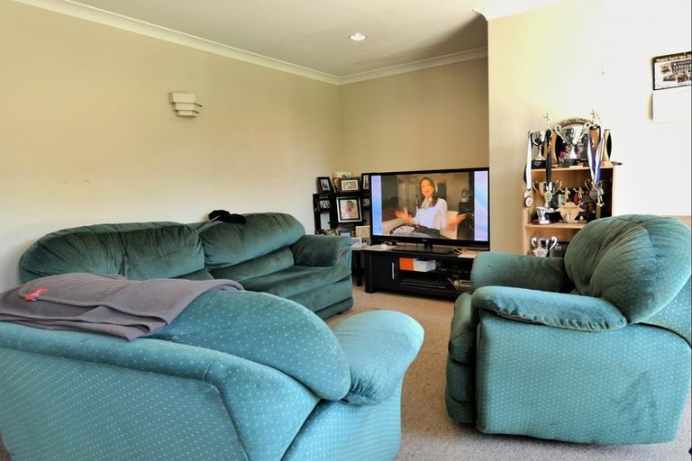 Photo of property in 17 Park Street, Gore, 9710