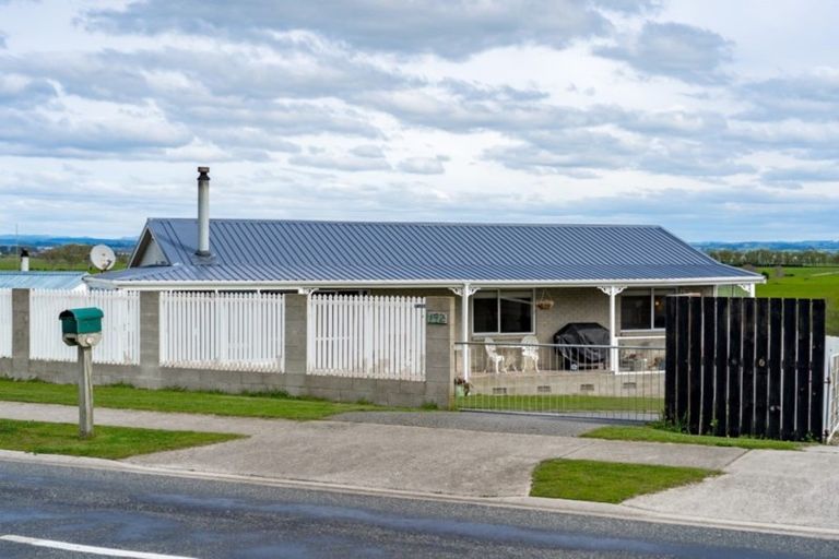 Photo of property in 192 Pukehina Parade, Pukehina, Te Puke, 3189