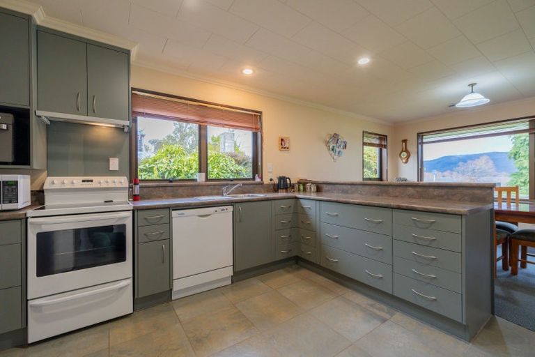 Photo of property in 120 Te Anau Terrace, Te Anau, 9600