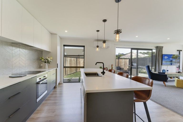 Photo of property in 8 Erskine Street, Lake Hayes, Queenstown, 9304