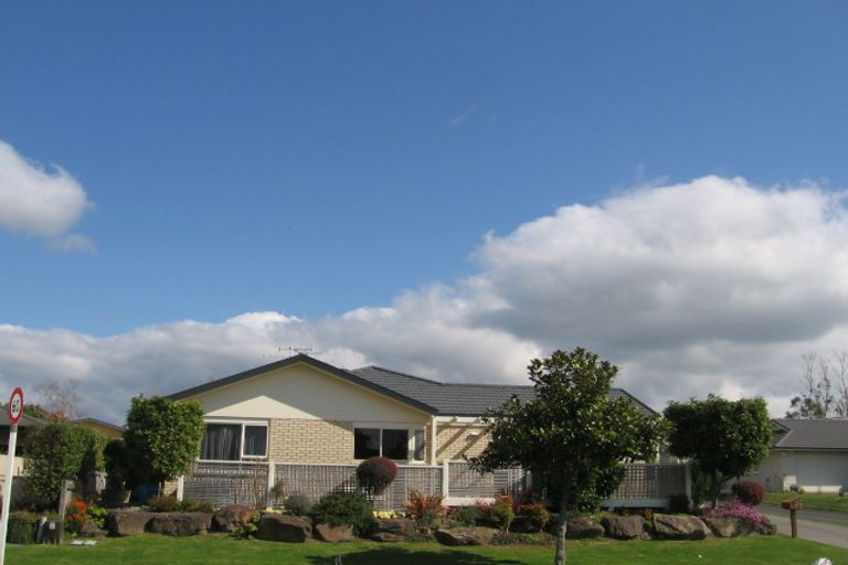 Photo of property in 5 Stableford Drive, Pyes Pa, Tauranga, 3112