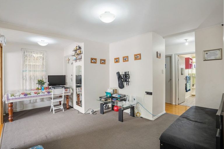 Photo of property in 54 Valiant Street, Mangere, Auckland, 2022