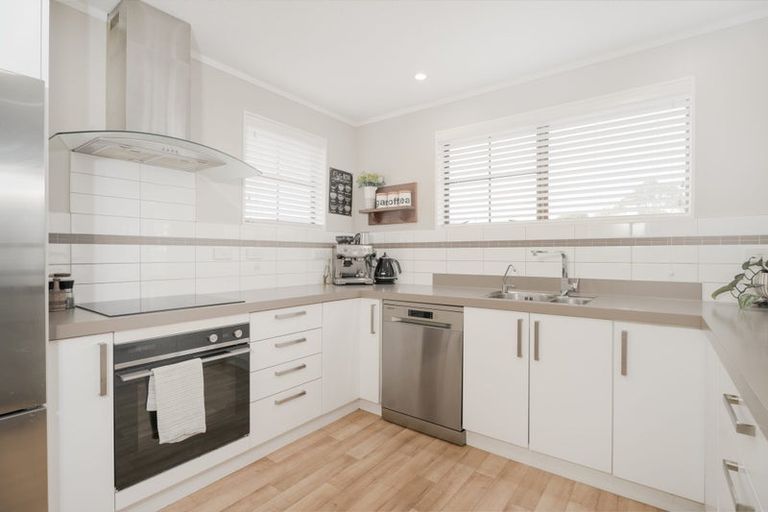 Photo of property in 55 Cambrian Street, Churton Park, Wellington, 6037