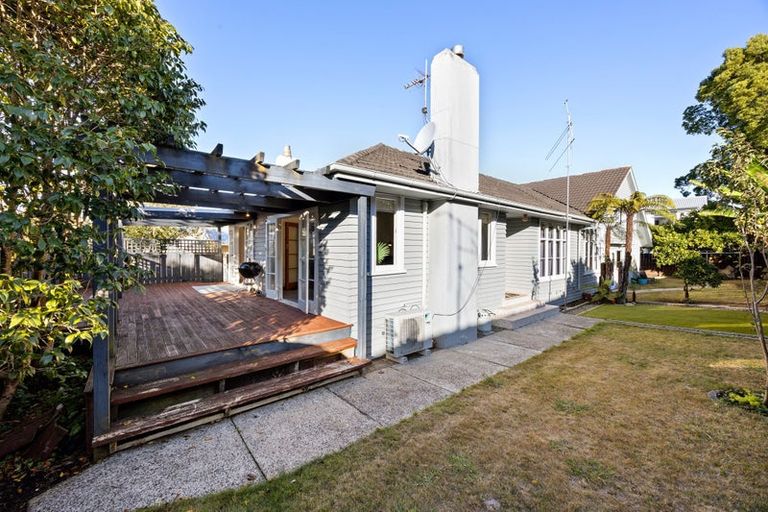 Photo of property in 6 Milburn Lane, Hillcrest, Hamilton, 3216