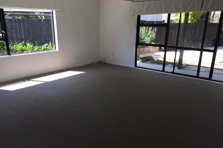 Photo of property in 2/195 Abbotts Way, Remuera, Auckland, 1050