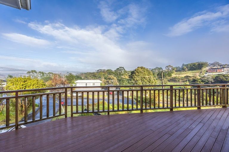 Photo of property in 7 Chamberlain Road, Massey, Auckland, 0614