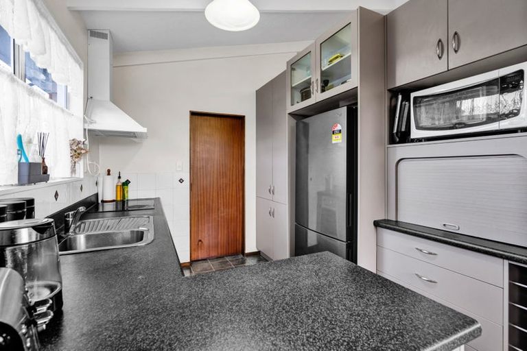 Photo of property in 16 Villa Place, Bell Block, New Plymouth, 4312