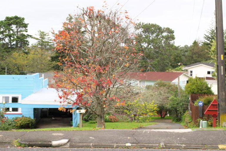Photo of property in 31a Cockle Bay Road, Cockle Bay, Auckland, 2014