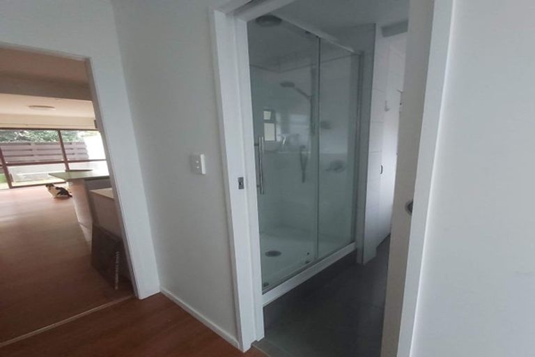 Photo of property in 2/249 Muritai Road, Eastbourne, Lower Hutt, 5013