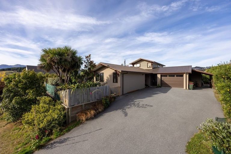 Photo of property in 79 Kings Drive, Wanaka, 9305
