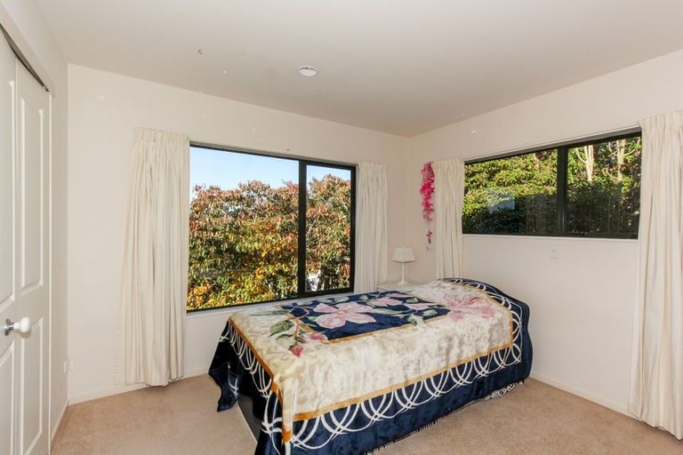 Photo of property in 373 Mangorei Road, Merrilands, New Plymouth, 4312