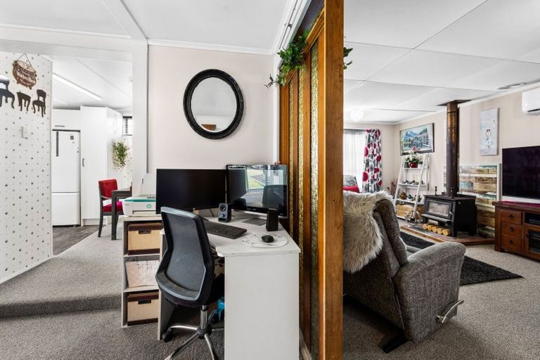 Photo of property in 23 Portia Street, Stratford, 4332