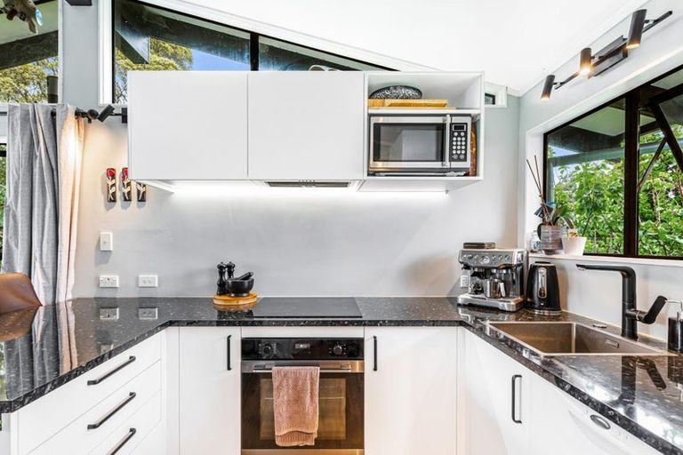 Photo of property in 2/6 Anich Road, Massey, Auckland, 0614