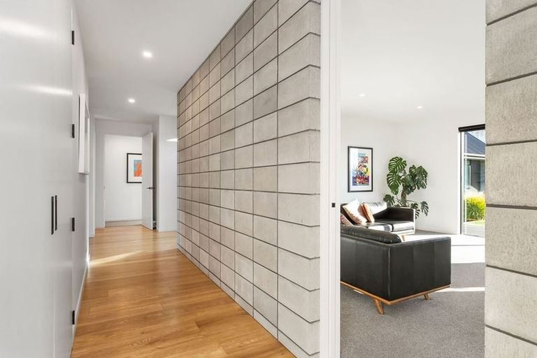 Photo of property in 11 Classiebawn Lane, Prebbleton, Christchurch, 7676