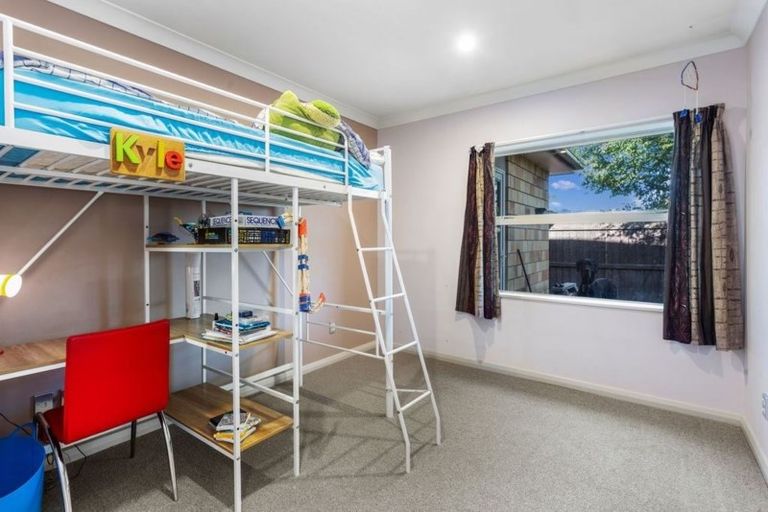 Photo of property in 70 Rowse Street, Rangiora, 7400