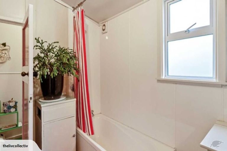 Photo of property in 2/17a Strickland Street, Sydenham, Christchurch, 8023