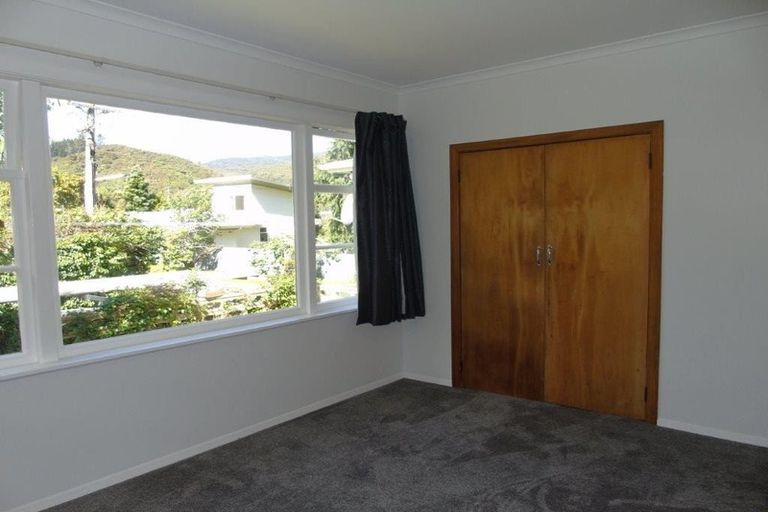 Photo of property in 110a Hine Road, Wainuiomata, Lower Hutt, 5014