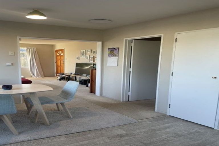 Photo of property in 52 Royal Park Drive, Parklands, Christchurch, 8083