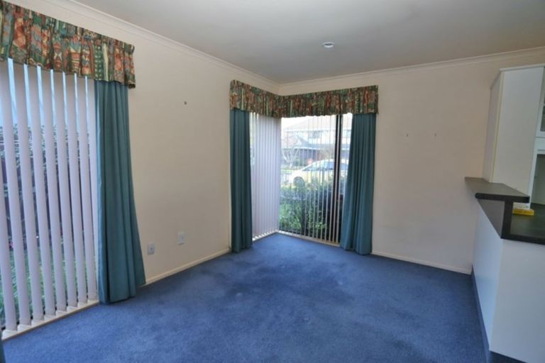 Photo of property in 37a Briarmont Street, Avondale, Christchurch, 8061