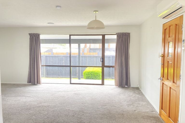 Photo of property in 2/25 Sandra Street, South New Brighton, Christchurch, 8062