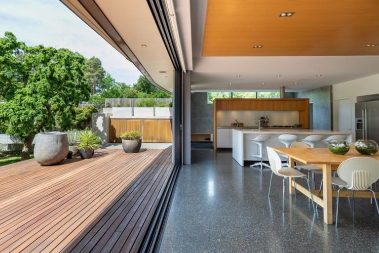 Photo of property in 27 Examiner Street, Nelson, 7010