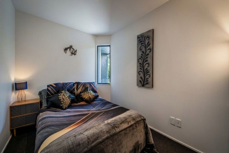 Photo of property in 18 Korokoro Road, Korokoro, Lower Hutt, 5012