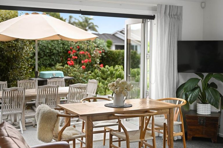 Photo of property in 194 Saint James Drive, Huntington, Hamilton, 3210