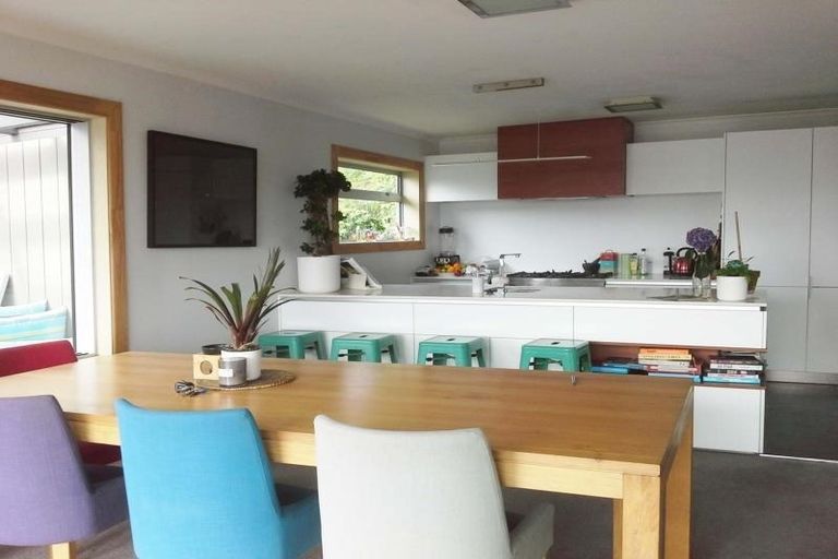 Photo of property in 53 Calvert Road, Lynmouth, New Plymouth, 4310