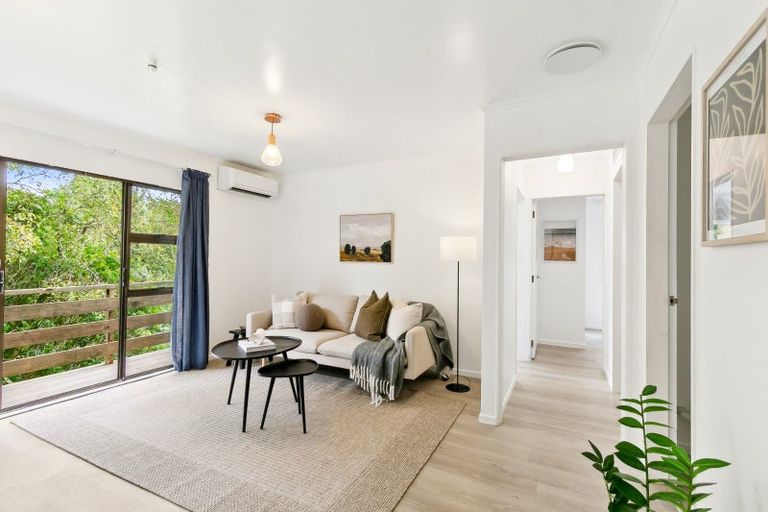 Photo of property in 72c Black Rock Road, Newlands, Wellington, 6037