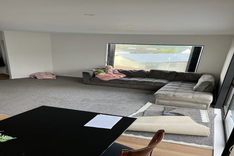 Photo of property in 79 Frobisher Street, Island Bay, Wellington, 6023