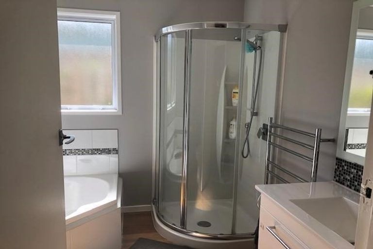 Photo of property in 15 Cunliffe Street, Johnsonville, Wellington, 6037