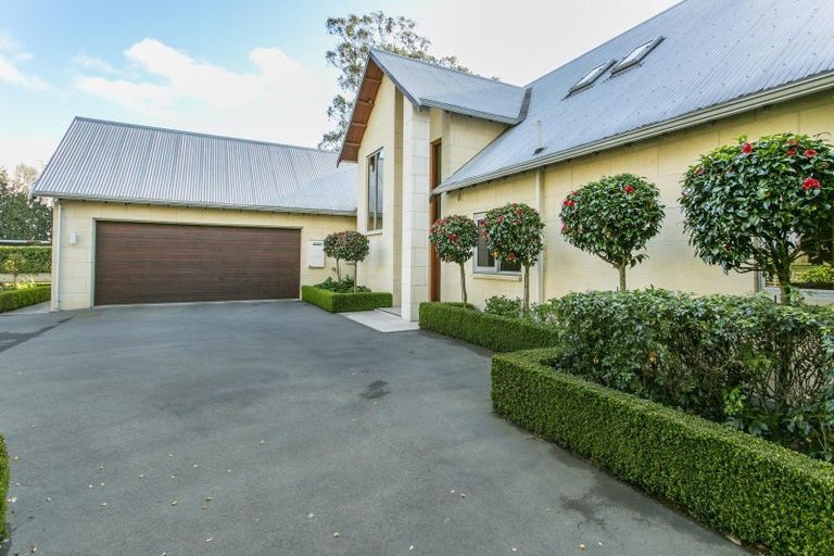 Photo of property in 100 Beach Road East, Elgin, Ashburton, 7777