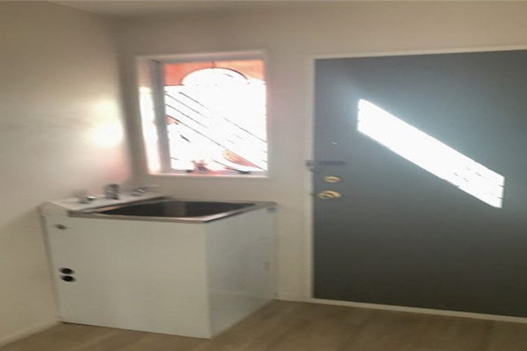 Photo of property in 1/64 Mackworth Street, Woolston, Christchurch, 8062