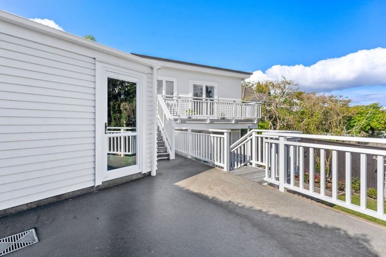 Photo of property in 14 Waimana Avenue, Northcote Point, Auckland, 0627