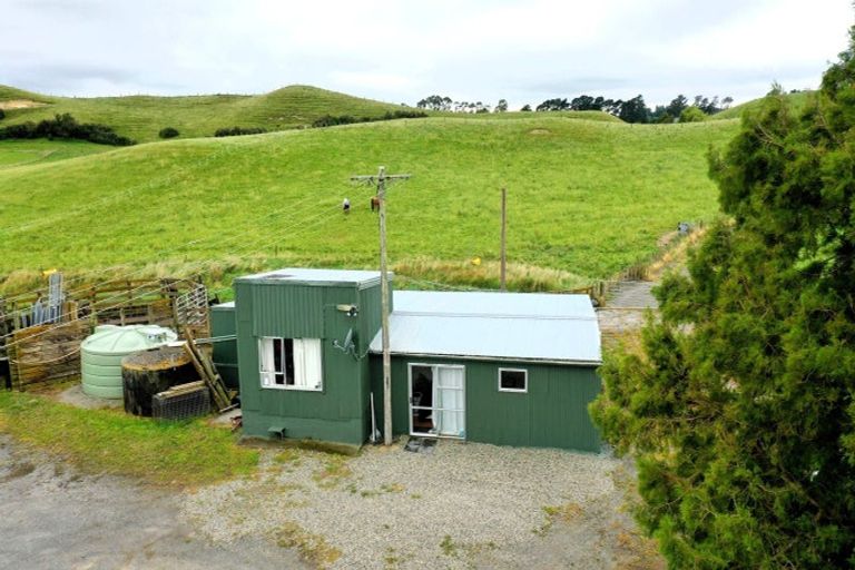 Photo of property in 94 Glengarry Road, Dannevirke, 4978