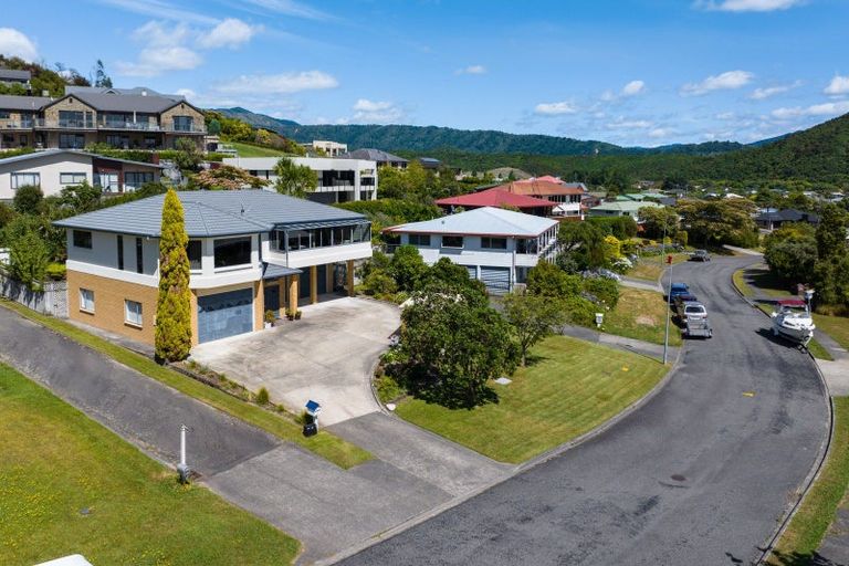 Photo of property in 13 Rimu Terrace, Waikawa, Picton, 7220