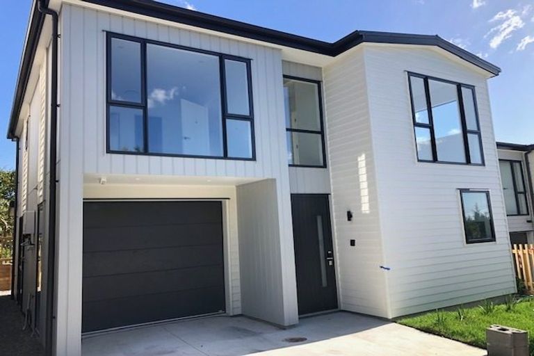 Photo of property in 12c Newhaven Terrace, Mairangi Bay, Auckland, 0630