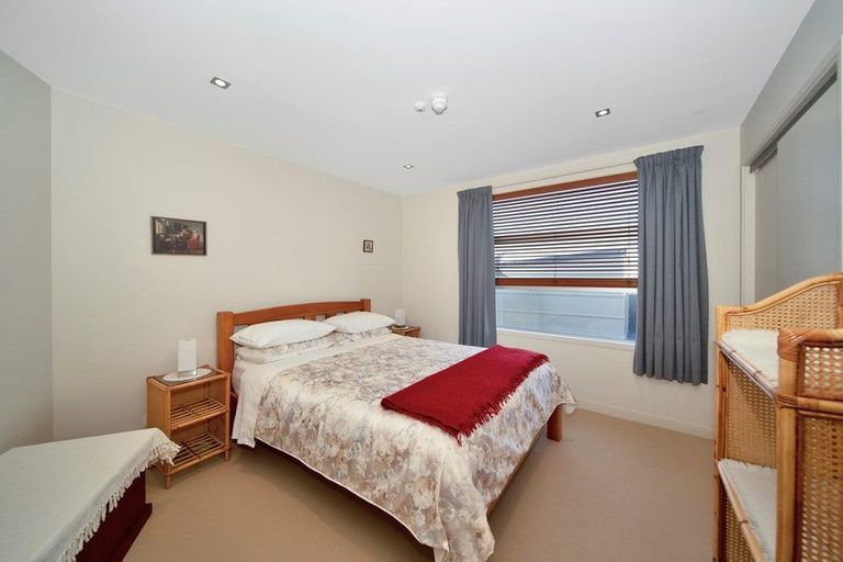 Photo of property in Quarterdeck, 5/4 Buller Street, New Plymouth, 4310